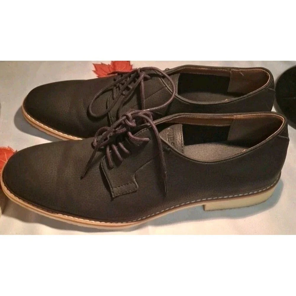Men's Dress Shoes By Guess Oxford Dress Down Size 13